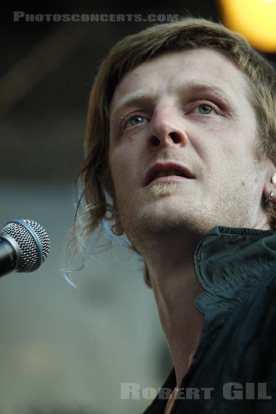 OZARK HENRY - 2006-07-20 - PARIS - Paris Plage (Pont de Sully) - 